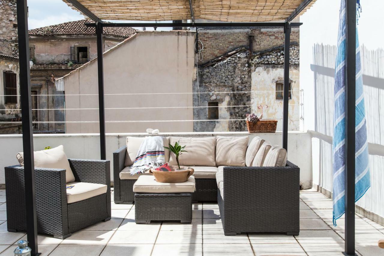 Concierge Monastiraki Apartment Атина Екстериор снимка
